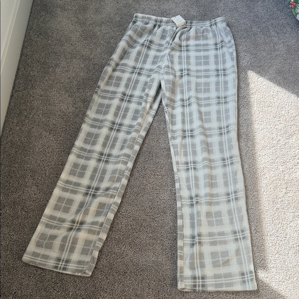 Plaid Lounge Pants in Gray and White